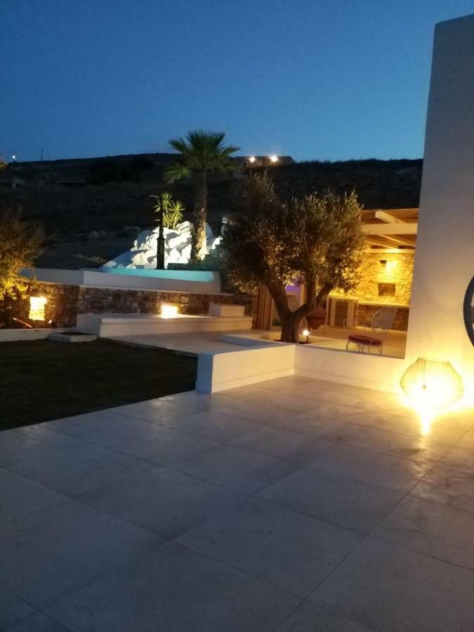 On The Rocks Antiparos Villa ภายนอก รูปภาพ