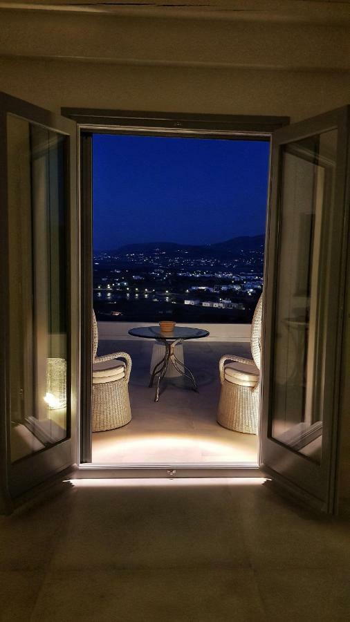 On The Rocks Antiparos Villa ภายนอก รูปภาพ